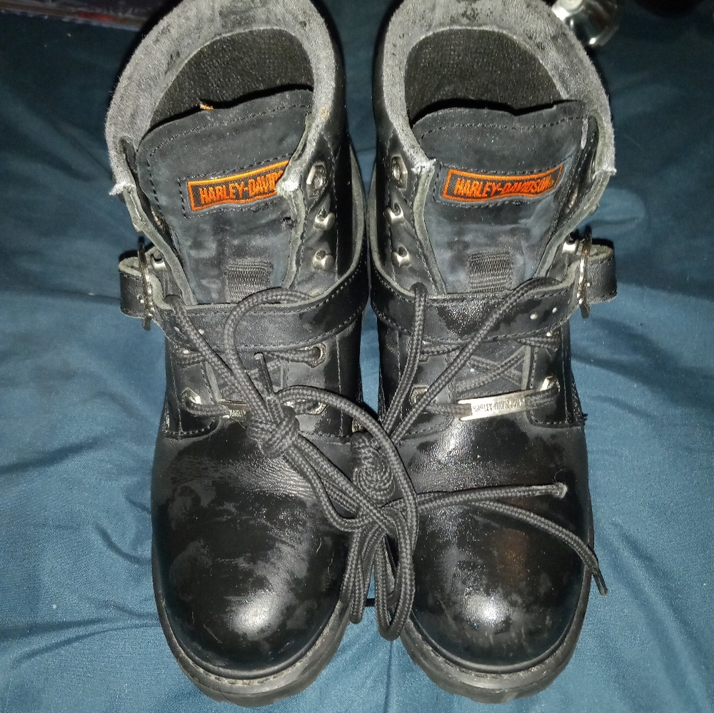Womans blk harley davidson boots size 7.5
